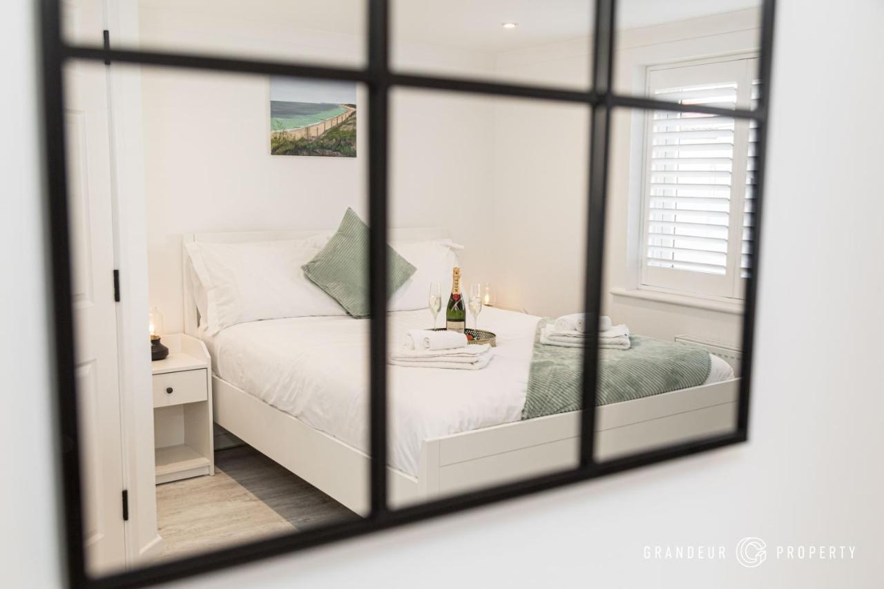 Driftwood By Grandeur Property บอร์นมัธ ภายนอก รูปภาพ